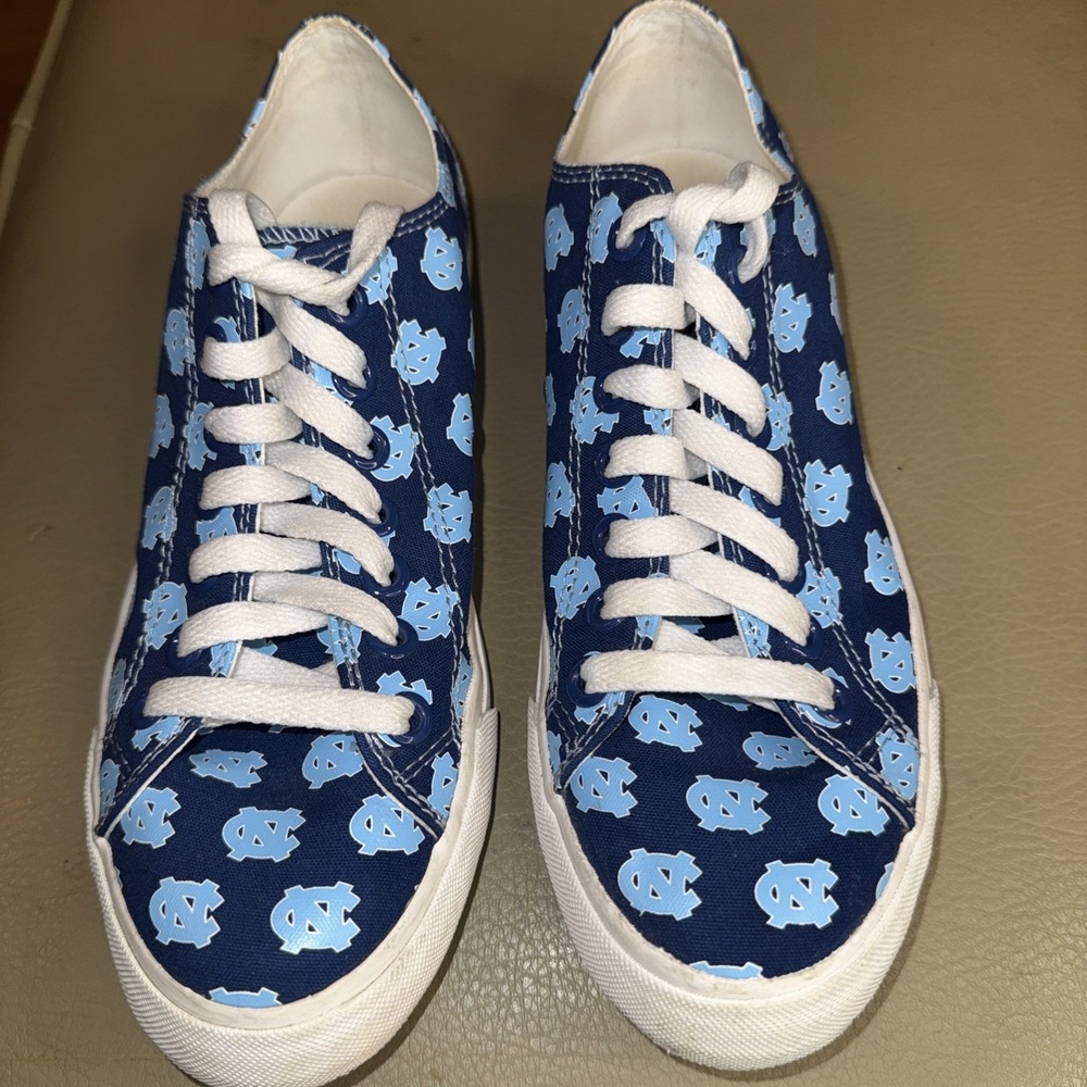 Row One UNC Tar Heels Sneakers Women's 7 Men's 5.5 ‎ Blue White Low Top Shoes